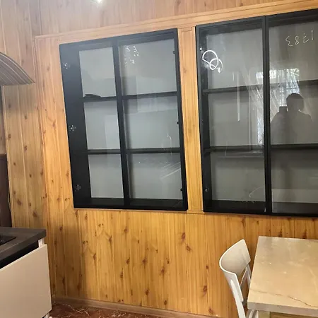 уютный дом для семейного отдыха в одессе с зоной барбекю и парковкой Holiday home Odesa